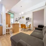 Anastasia 2 Bedrooms On Vaci Utca Appartement