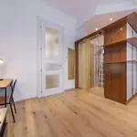 Anastasia 2 Bedrooms On Vaci Utca Budapest
