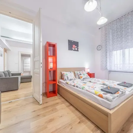 Anastasia 2 Bedrooms On Vaci Utca *