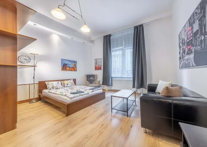 Anastasia 2 Bedrooms On Váci Utca Appartamento