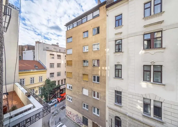 Anastasia 2 Bedrooms On Váci Utca *