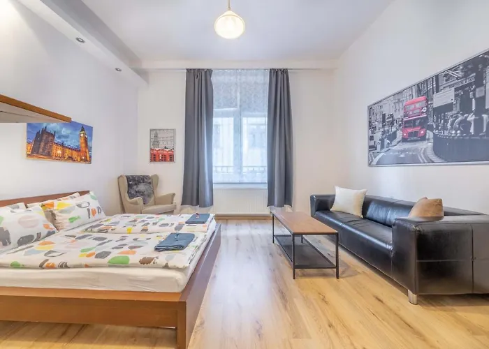 Anastasia 2 Bedrooms On Váci Utca Appartamento *