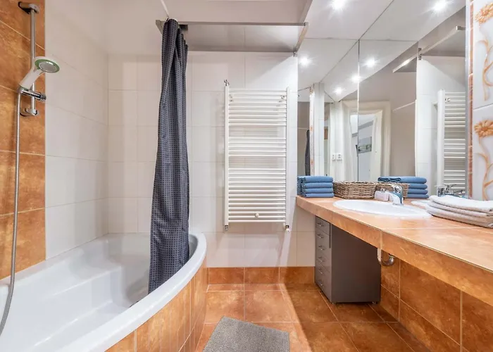 Anastasia 2 Bedrooms On Váci Utca Appartamento *