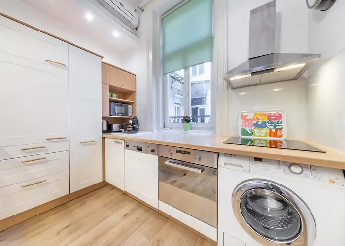 Anastasia 2 Bedrooms On Váci Utca * Budapest