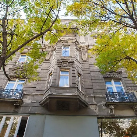 Apartment Anastasia 2 Bedrooms On Vaci Utca *